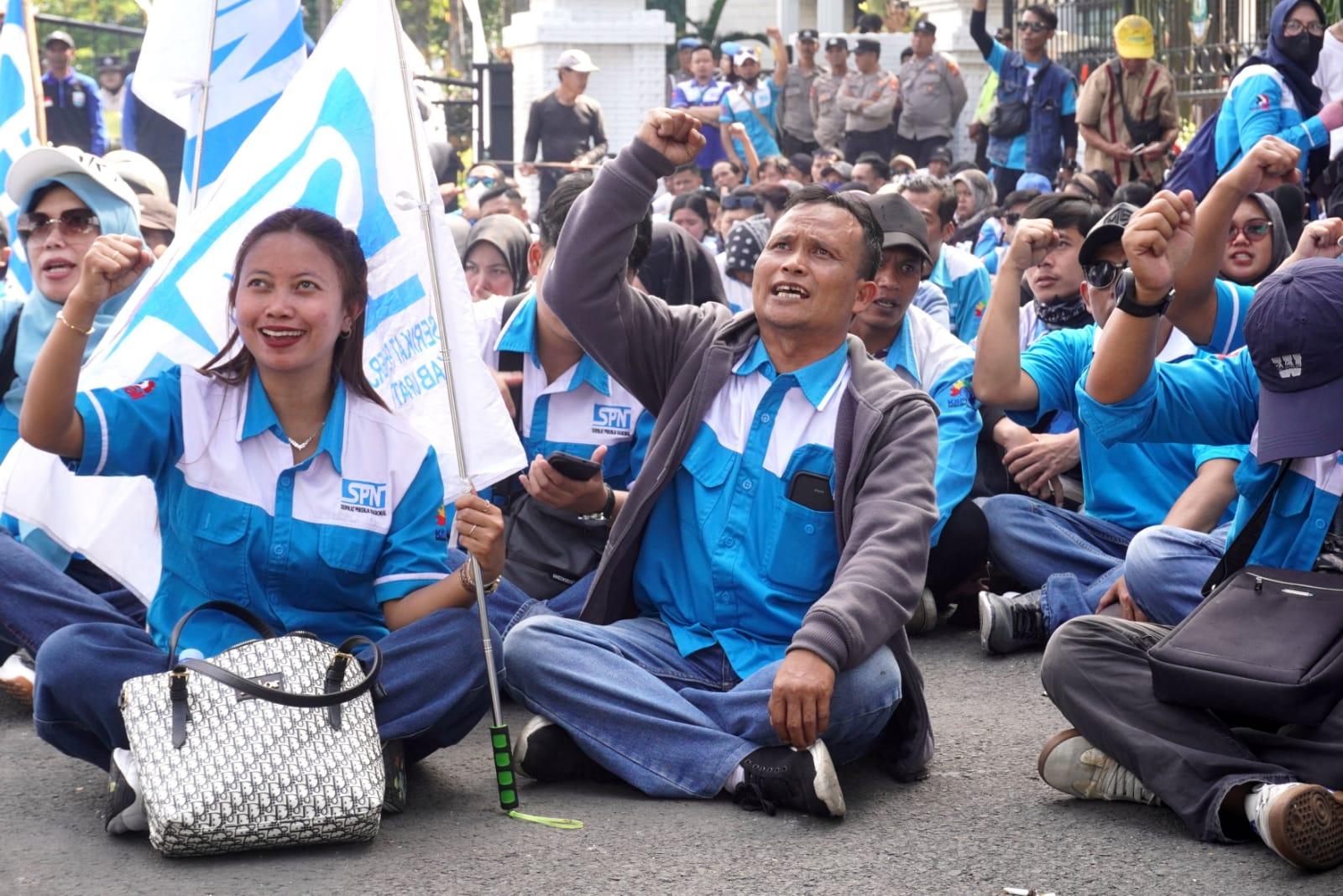 12.500 Buruh Karawang Bergerak ke Jakarta Saat May Day, 300 Personel Polisi Disiagakan