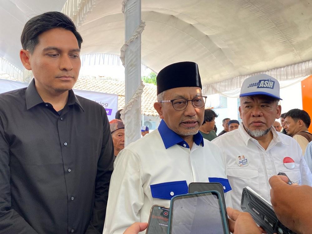 Ahmad-Syaikhu-saat-melakukan-safari-politik-di-kantor-DPD-PKS-Indramayu.jpg
