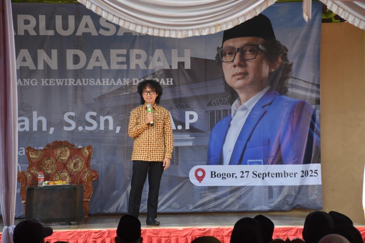 Anggota DPRD Jabar Ayi Sahrul Hamzah Sosialisasikan Perda Kewirausahaan di Cileungsi Bogor