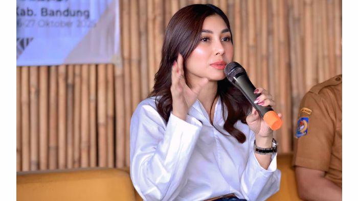 Anggota-komisi-V-DPRD-Provinsi-Jawa-Barat-dari-fraksi-Partai-Amanat-Nasional-Nisya-Ahmad.jpg