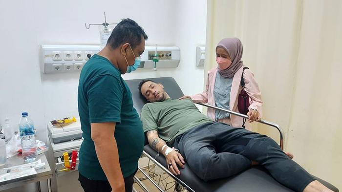 Xotin va uning dosti eriga boglab qoyishdi (fotosuratlar)