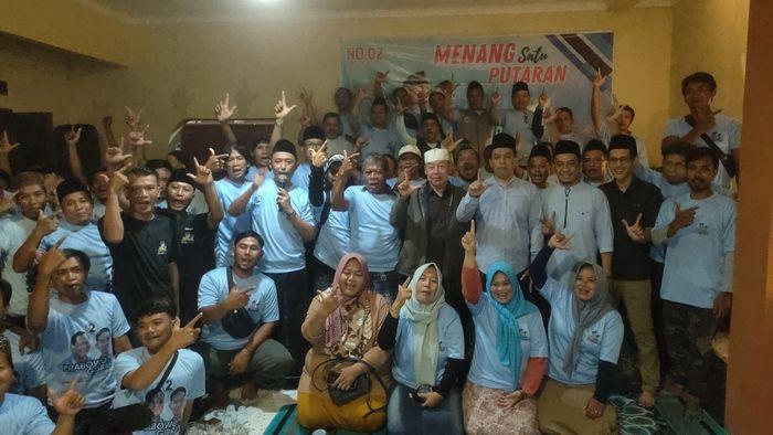 Dihadiri Pimpinan Ponpes Buntet Cirebon, Warga Doa Bersama Dukung Prabowo-Gibran Menang 1 Putaran