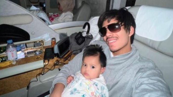 Aurel-Hermansyah-Atta-Halilintar-dan-Ameena-ke-Italia-pakai-pesawat-first-class.jpg