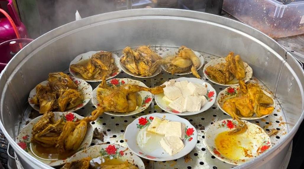 Ayam-Kukus-Bengawan-di-Jalan-Bengawan-Bandung.jpg