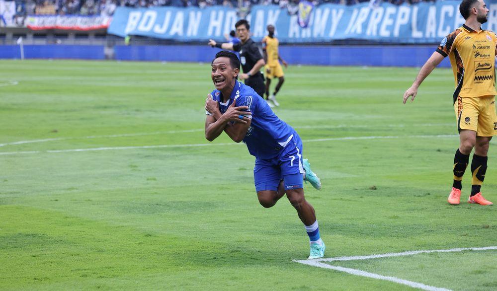Beckham-Putra-mencetak-gol-tunggal-di-laga-Persib-Bandung-vs-Persija.jpg