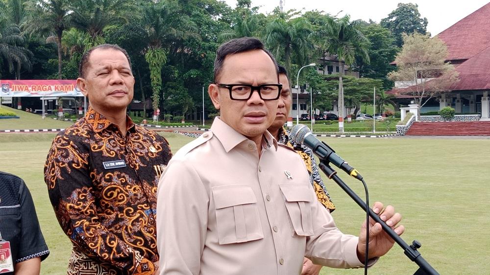 Bima-Arya-saat-diwawancara-di-Institut-Pemerintahan-Dalam-Negeri.jpg
