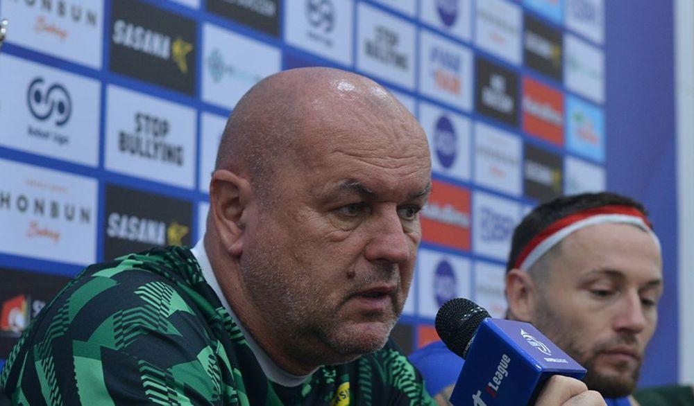 Bojan-Hodak-optimistis-bisa-merebut-tiga-poin-di-Stadion-Gelora-Bumi-Kartini.jpg