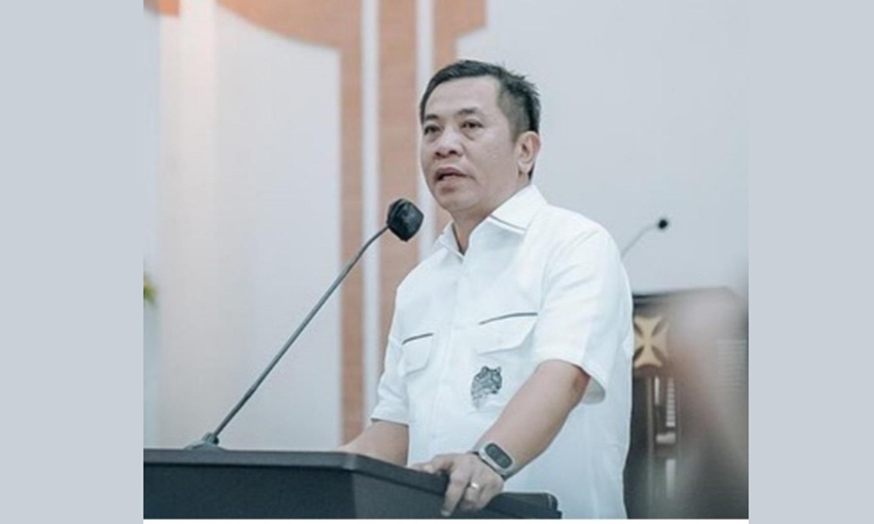 Bupati-Karawang-Aep-Syaepuloh-memberikan-kisi-kisi-calo.jpg