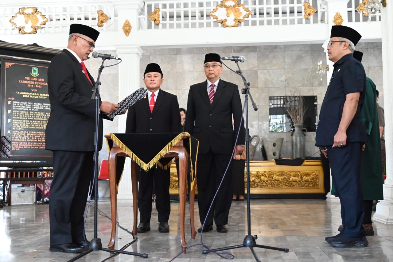 Bupati-Kuningan-H-Acep-Purnama-SH-MH-lantik-dan-ambil-sumpah-janji.jpg