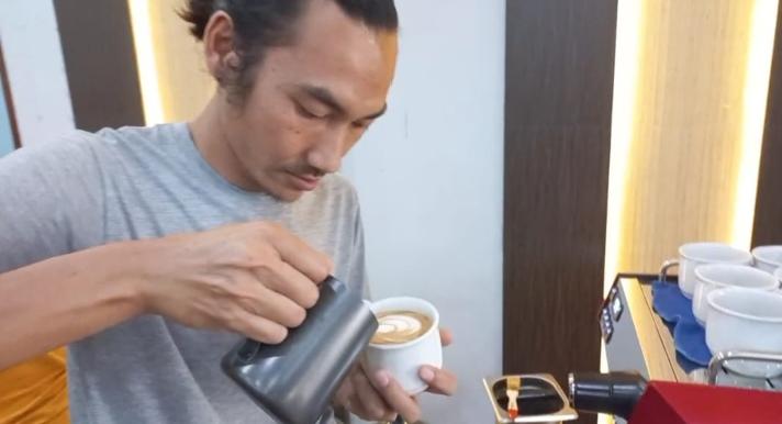 Cara-mudah-bikin-coffee-late.jpg