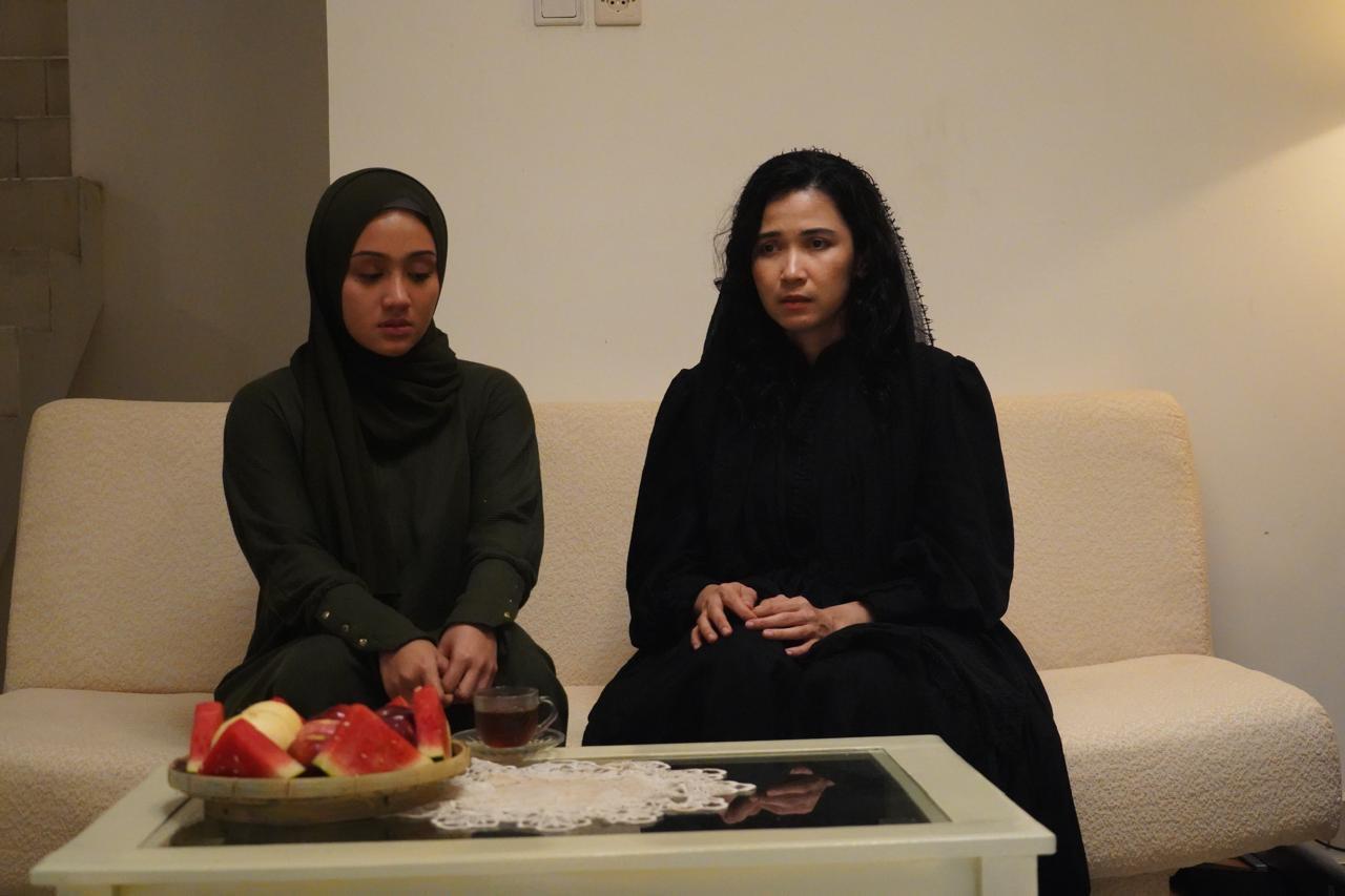 Zulfa Maharani dan Omar Daniel Terjebak Teror Jin Rumah Tangga dalam Film Dasim