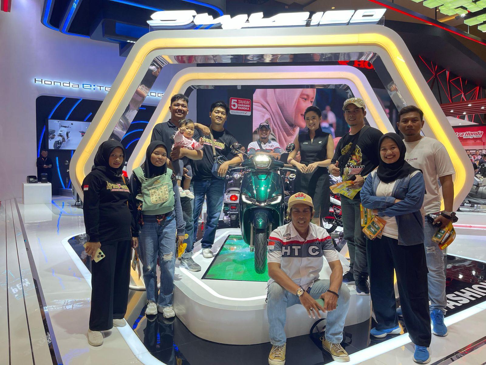 DAM Ajak Komunitas Sepeda Motor Honda Kunjungi IIMS 2024