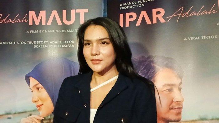 Kisah Davina Karamoy Jadi Mualaf Setelah Dibacakan Surat Al Isra Oleh Ibunda Saat Sakit dan Sembuh