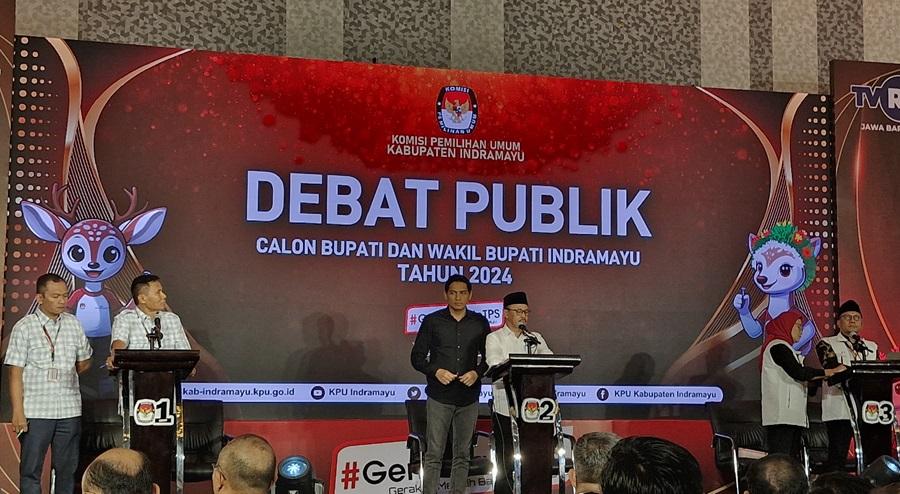 jabar/Debat-perdana-Pilbup-Indramayu-2024-Senin-4112024-di-Hotel-Holiday-Inn-Pasteur-Kota-Bandung.jpg