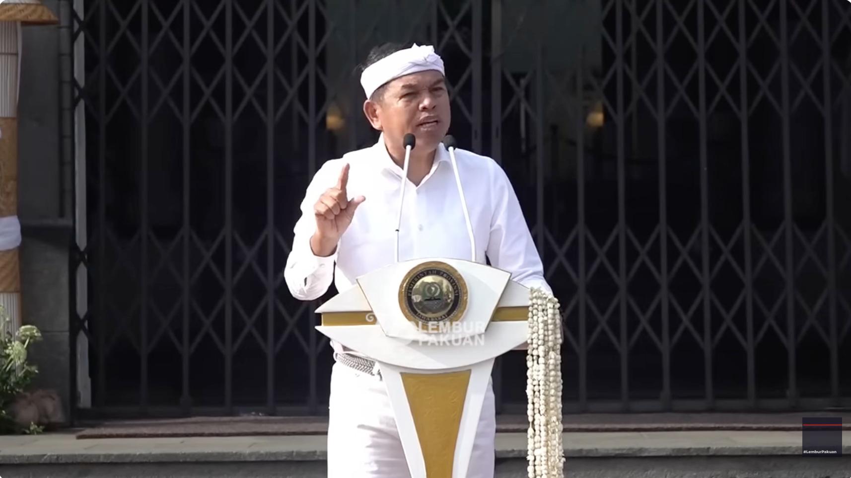 Dedi-Mulyadi-apel-pagi-pidato-di-Gedung-Sate.jpg