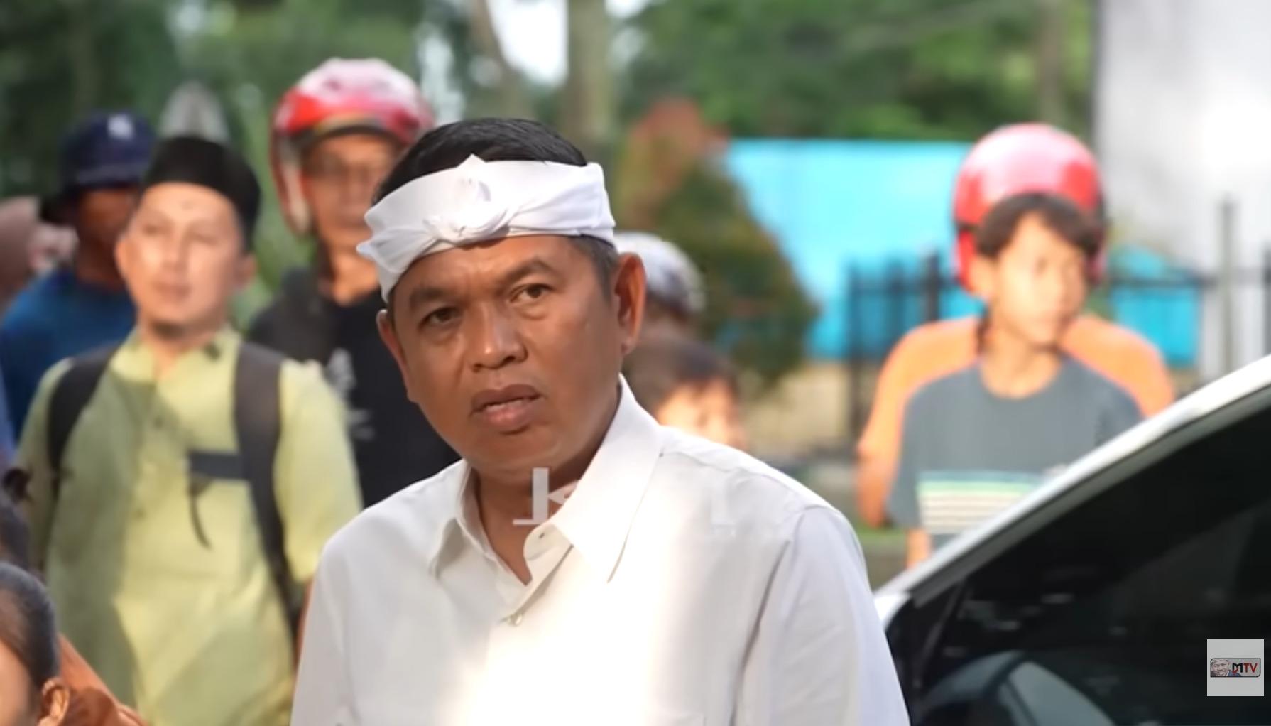 Dedi-Mulyadi-ngamuk-proyek-kabel-optik-rusak-trotoar-Pemprov-Jabar.jpg