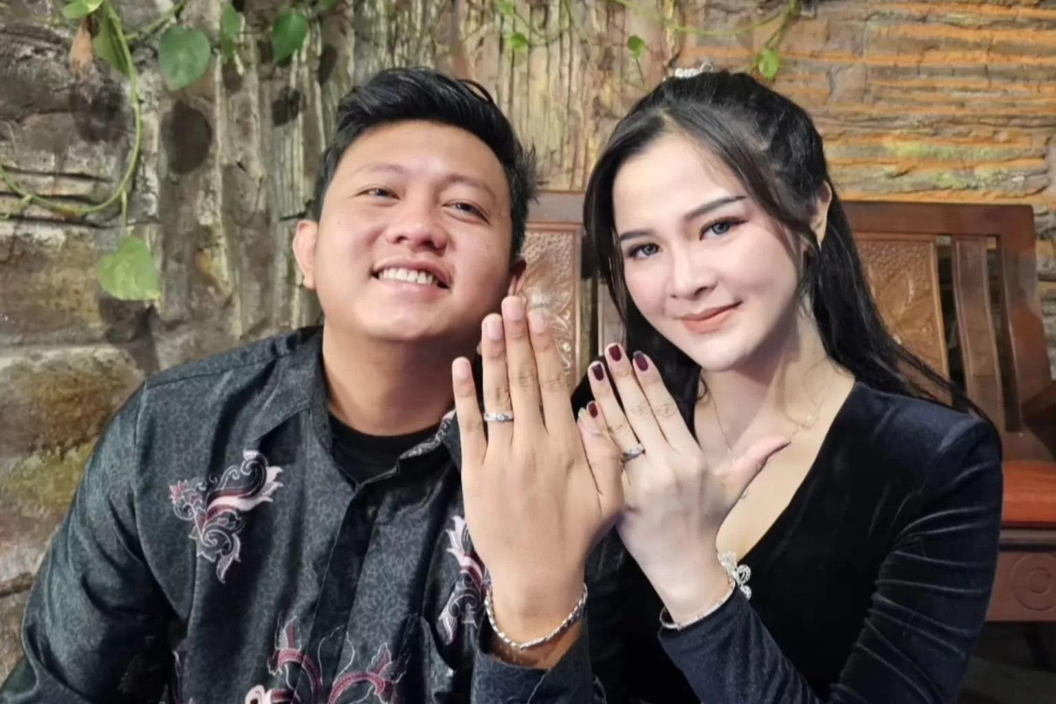 Resepsi Pernikahan dan Ngunduh Mantu 2 Hari Berturut, Istri Denny Caknan Ambruk Dilarikan ke RS