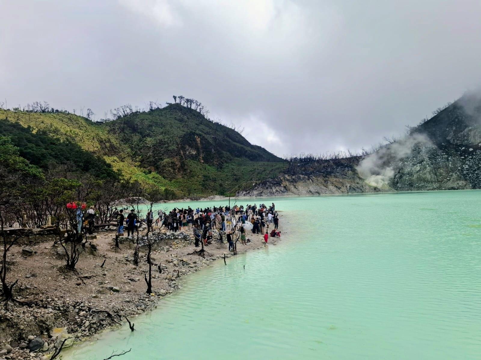 Destinasi-Wisata-Kawah-Putih-Kabupaten-Bandung.jpg