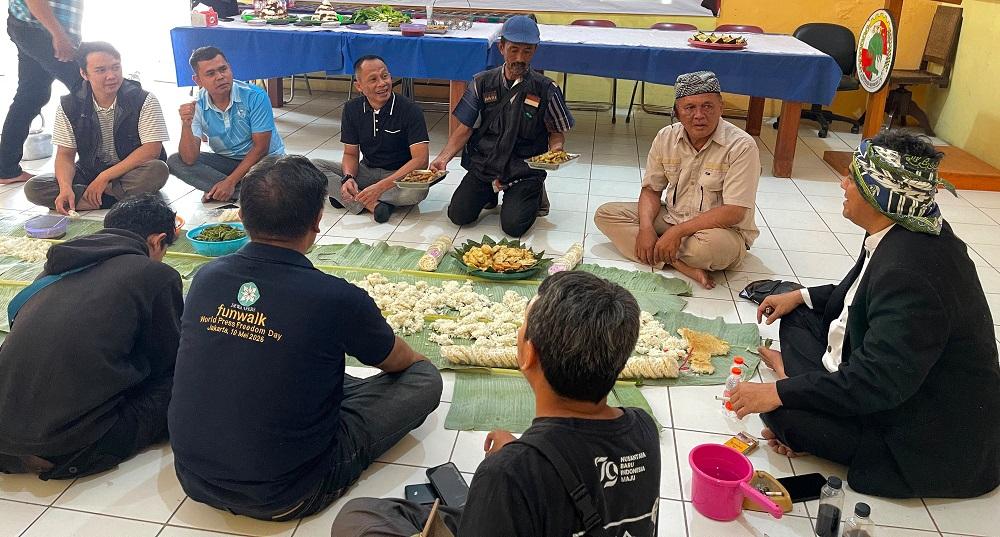 Makan Nasi Liwet Sederhana, Cara Diky Candara Peringati Harkopnas 2026 Kota Tasikmalaya - Tribunjabar.id