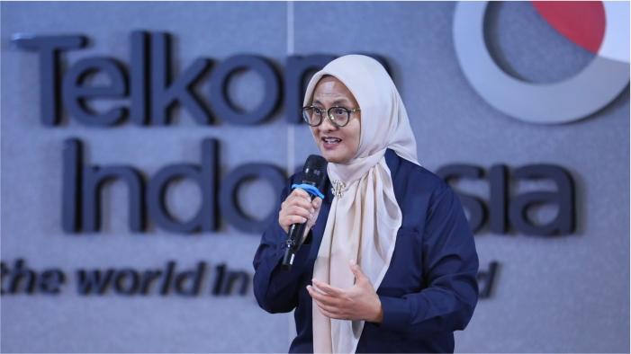 Direktur-Utama-Telkom-Dian-Siswarini.jpg