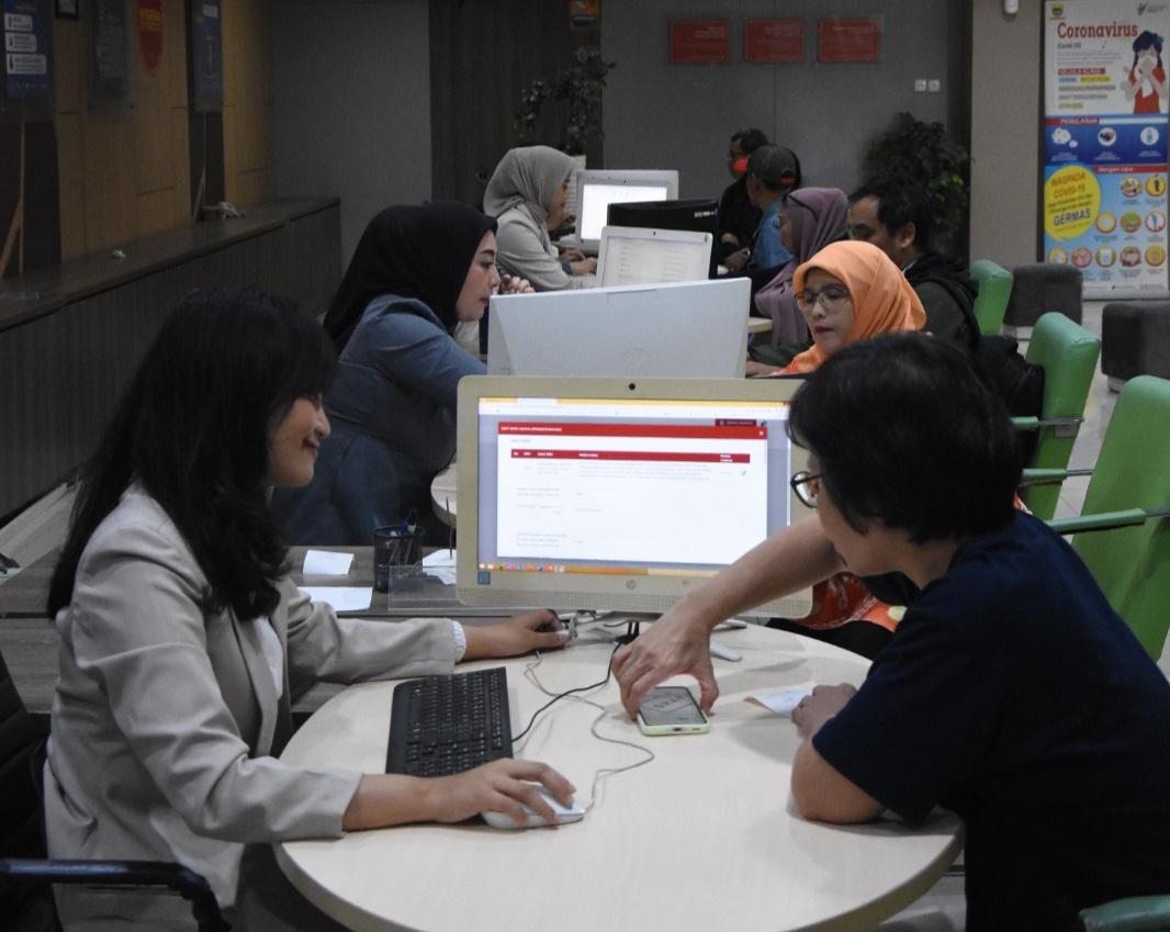 DPMPTSP Kota Bandung Fasilitasi Layanan Berbantuan OSS di Berbagai Kanal, Perkuat Iklim Investasi
