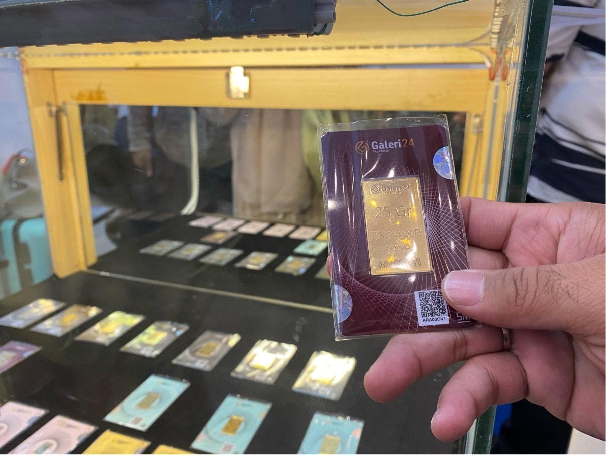Harga Emas Melonjak, Galeri 24 Ajak Pengunjung Pameran Batik di Kota Bandung Investasi Emas