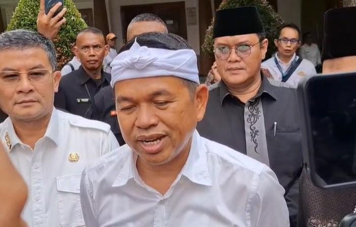 Gubernur-Jawa-Barat-Dedi-Mulyadi-di-Gedung-Pakuan-Rabu-1542026.jpg