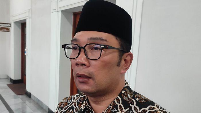Gubernur-Jawa-Barat-Ridwan-Kamil-Al-Zaytun-di-Indramayu.jpg