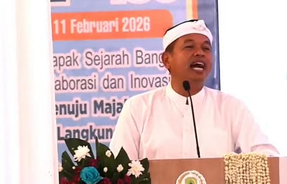 Gubernur-jabar-Dedi-Mulyadi-di-Peringata.jpg