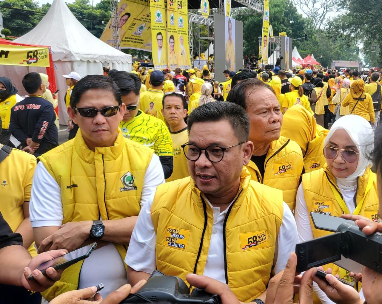 HUT-ke-58-Golkar-di-Gasibu-jln-sht.jpg