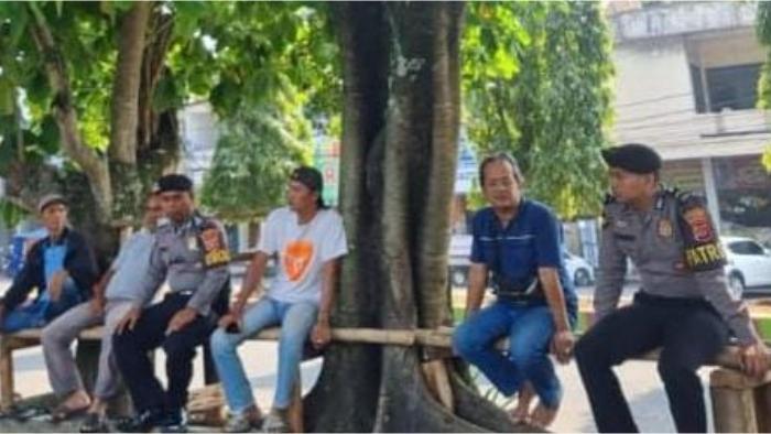 Humanis-Sat-Samapta-Polres-Ciamis-Patroli-ke-Terminal-Berantas-Premanisme.jpg