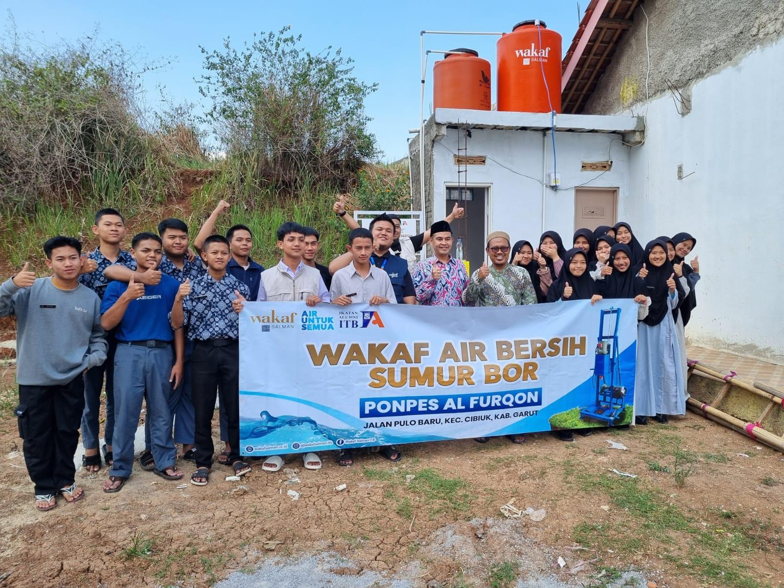 IA-ITB-Jabar-dan-Wakaf-Salman-ITB-Resmikan-Sumur-Air-Bersih-di-Ponpes-Al-Furqon-Garut.jpg