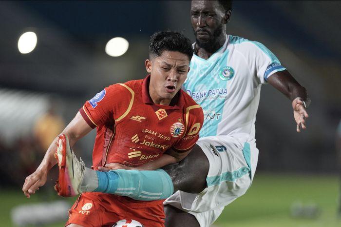 Ilham-Rio-Fahmi-saat-Persija-Jakarta-menghadapi-PSBS-Biak.jpg