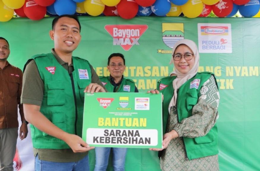 Indomaret-Melaksanakan-CSR-Pemberantasan-Sarang-Nyamuk-bersama-Jumantik-di-Kota-Bandung-1.jpg