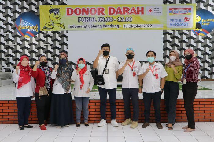 Indomaret-cabang-Bandung-bekerjasama-dengan-PMI-Kota-Bandung.jpg