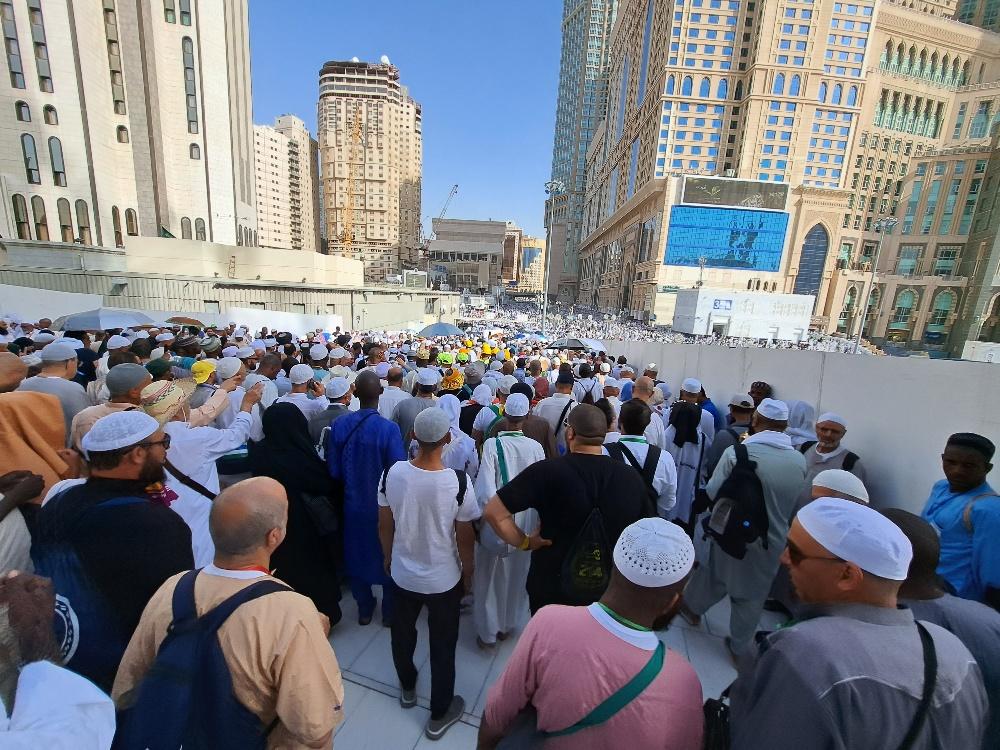 Jamaah-haji-di-Mekkah-Arab-Saudi.jpg