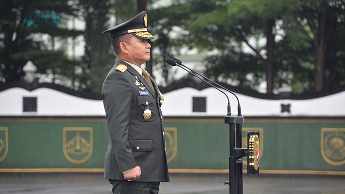 Jenderal-TNI-Dudung-lantik-Perwira-di-Praspa-Secapaad-1.jpg