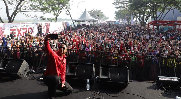 KBB-saat-merayakan-HUT-ke-15-KBB.jpg