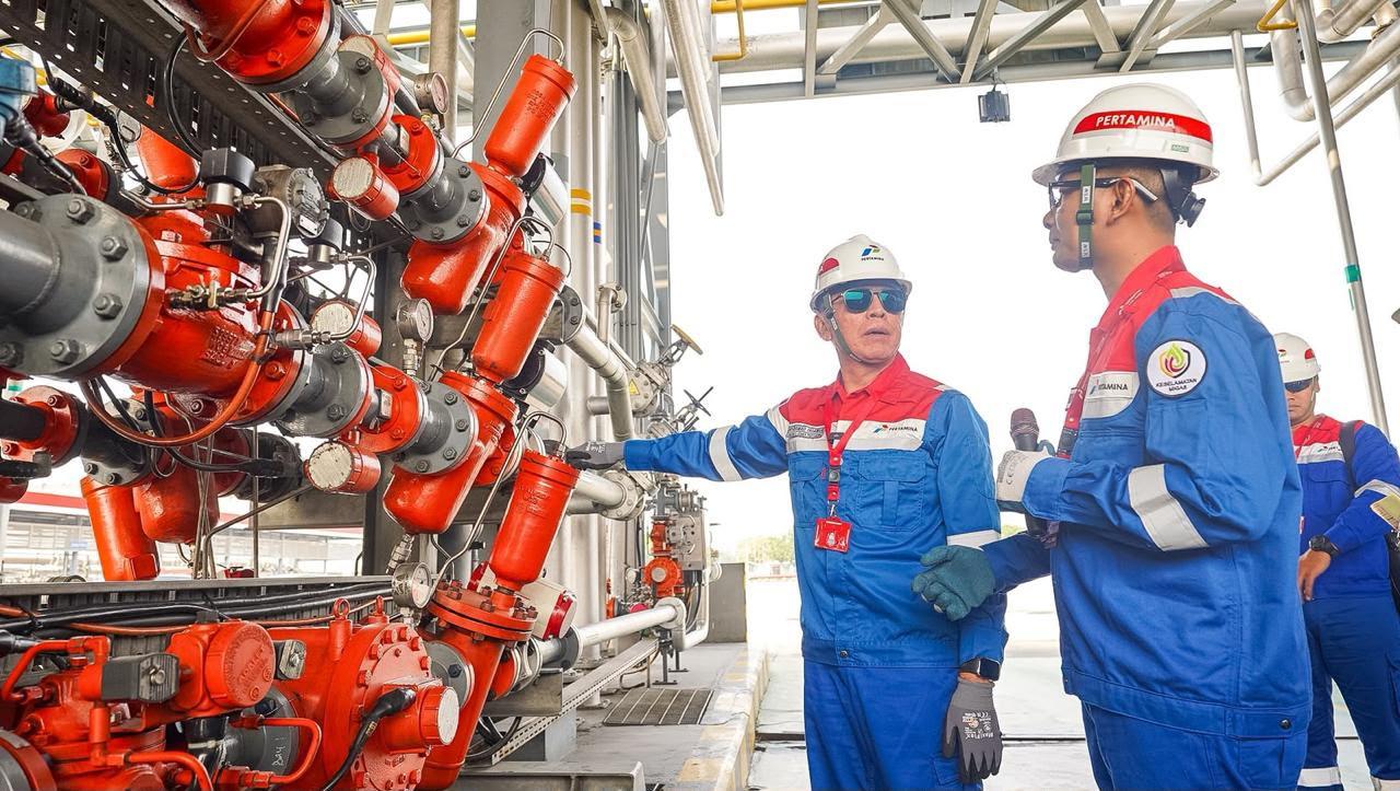 Pastikan Layanan Prima, Komisaris Pertamina Tinjau Operasional Patra Niaga Regional JBB - Tribunjabar.id