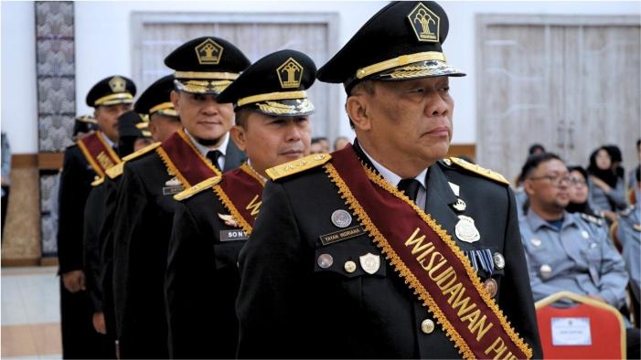 Dalam Rangka Hari Pengayoman Ke-79, Kanwil Kemenkumham Jabar Laksanakan Wisuda Purna Bakti