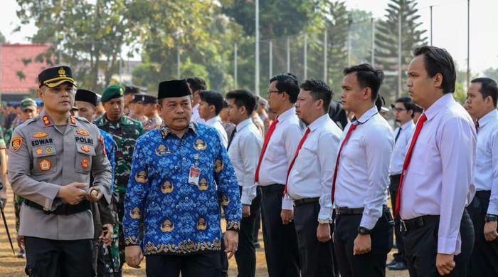 Kapolres-Purwakarta-AKBP-Edwar-Zulkarnain-dan-Pj-Bupati-Purwakarta-Benni-Irwan.jpg