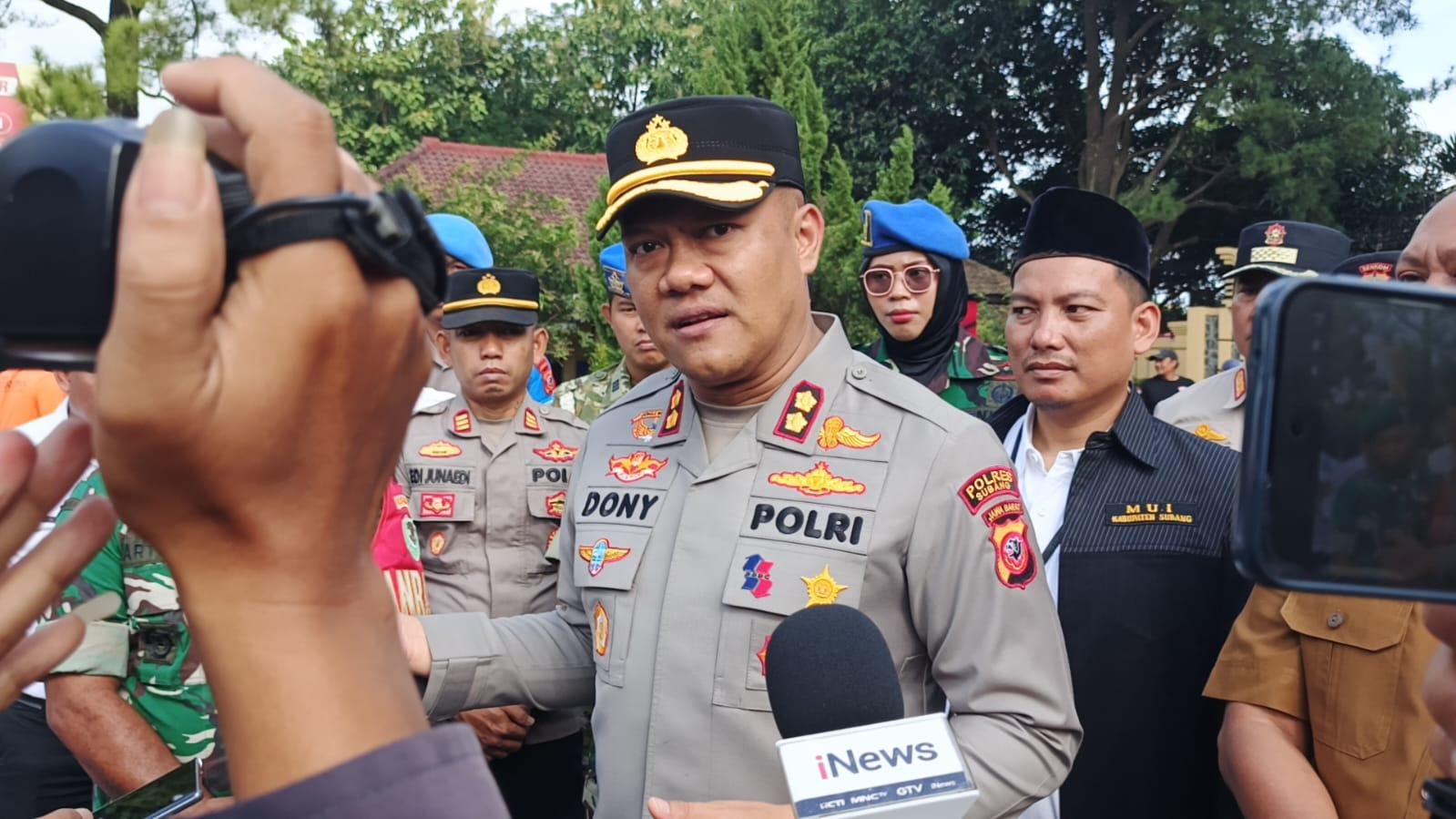 Tradisi 'Penyapu Koin' di Jembatan Sewo Pantura Subang selama Nataru Bakal Distop, Rawan Kecelakaan