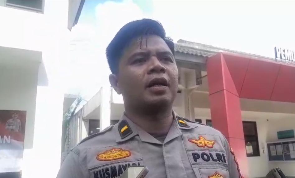 Kasi-Humas-Polres-Karawang-Ipda-Kusmayadi-d.jpg