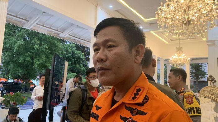 Kepala-Basarnas-Bandung-Jumaril-Operasi-pencarian-delapan-korban-hilang-akibat-gempa-bumi-Cianjur.jpg