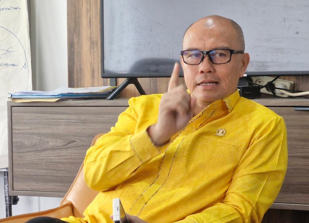 Ketua-DPD-Golkar-Kota-Bandung-Edwin-Senjaya.jpg
