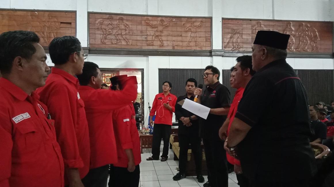 Ketua-DPD-PDI-Perjuangan-Jawa-Barat-Ono-Surono-di-Sumedang.jpg