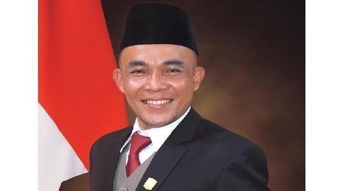 Ketua-DPRD-Solok-Dodi-Hendra.jpg
