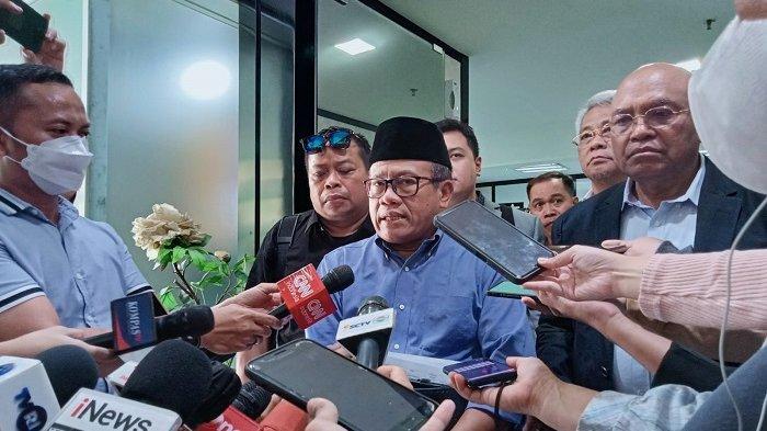 Ketua-Indonesia-Police-Watch-IPW-Sugeng-Teguh-Santoso.jpg