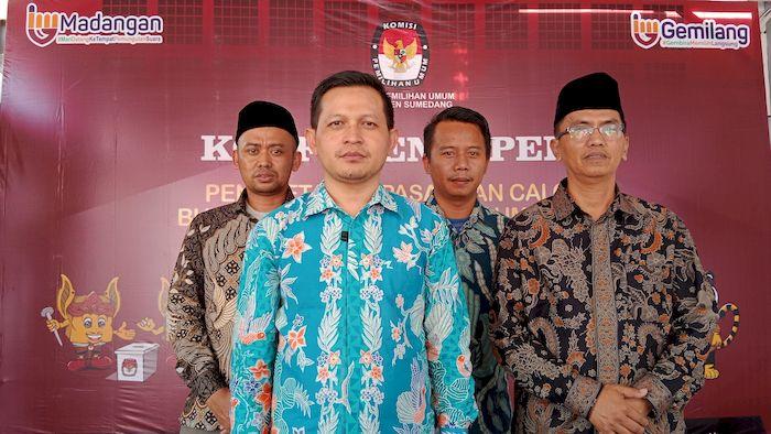 Hari Pertama Belum Ada Cabup-Cawabup Daftar ke KPU Sumedang, Besok Dony-Fajar dan Hendrik-Lucky