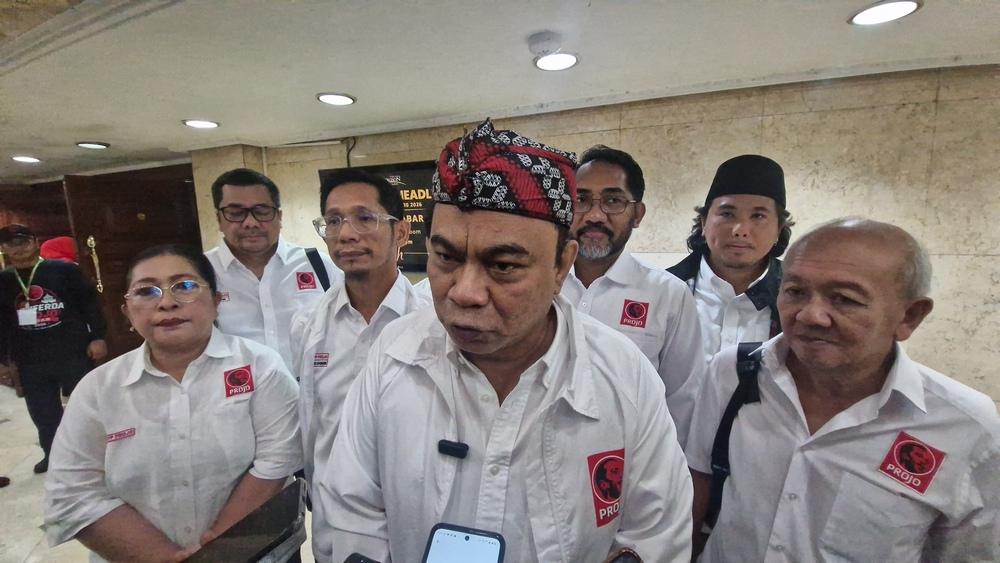 Ketua-Umum-DPP-Projo-Budi-Arie-Setiadi-saat-ditemui-di-Bandung-S.jpg